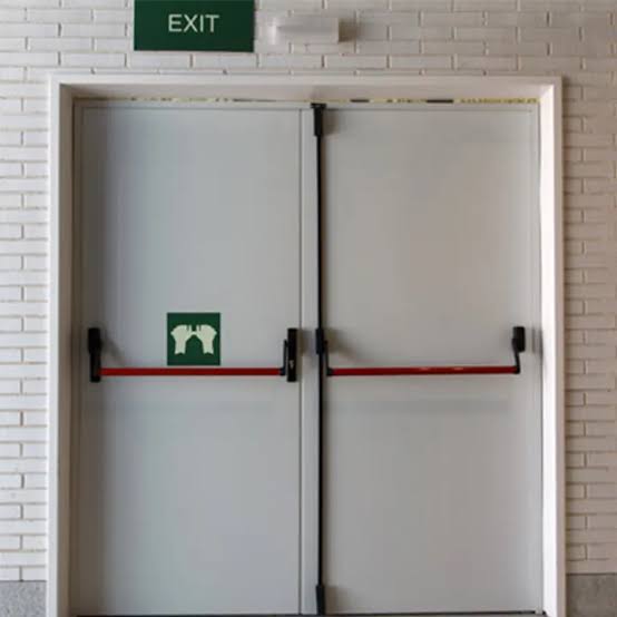 Fire rated steel door installation in UAE for industrial and commercial buildings